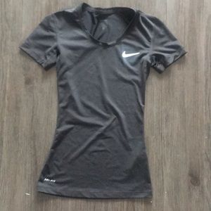 nike dri-fit short sleeve tee shirt